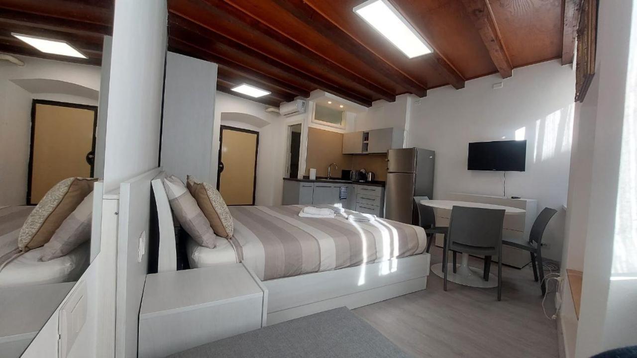 Апартаменты Loftcentre Бергамо Экстерьер фото